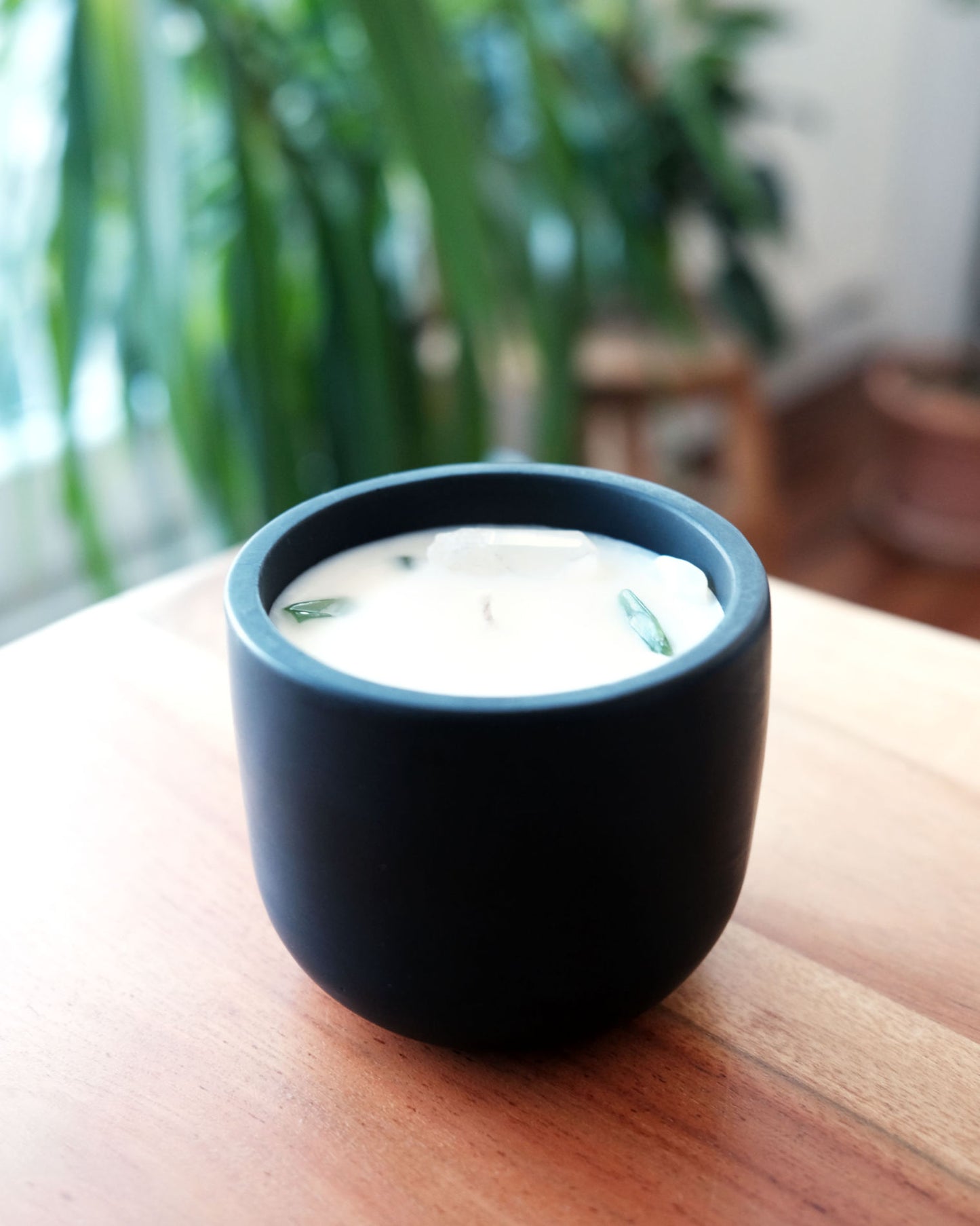 lumabloom Samt Black - CandlePlant Set Cremiger Cappuccino candleplant candleplant set cappuccino duftkerze edelsteine kerze lumabloom pflanzensamen samt black schwarz